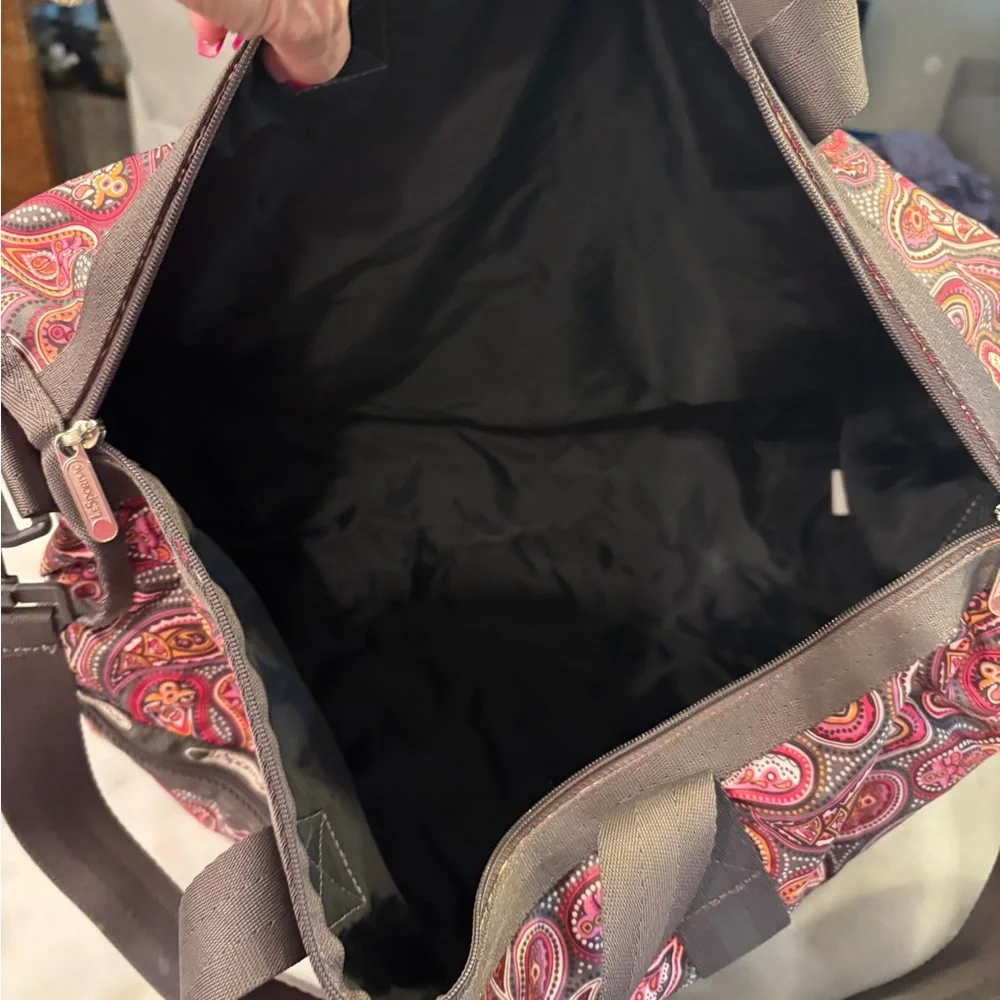 Le Sport Sac Deluxe Large Weekender in Gorgeous Hot Pink and Gray Paisley. - Picture 6 of 12
